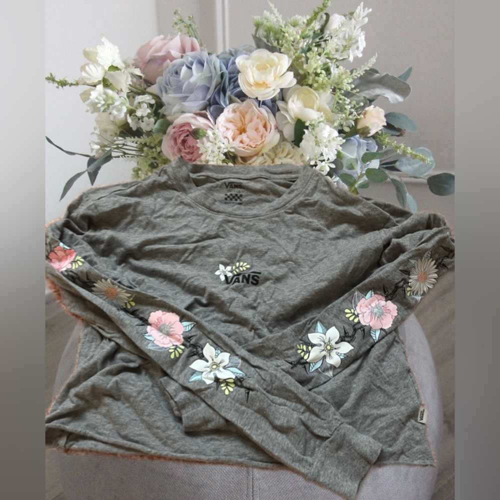 Vans long sleeve shirt💐🪷
